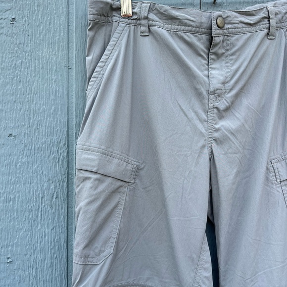 REI Utility Cargo Convertible Trail Pants Grey Size Small - Picture 3 of 9
